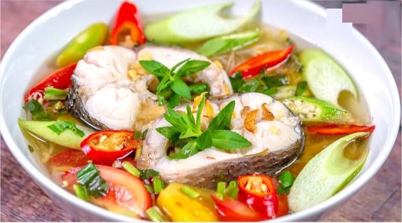 Canh cá dứa chua