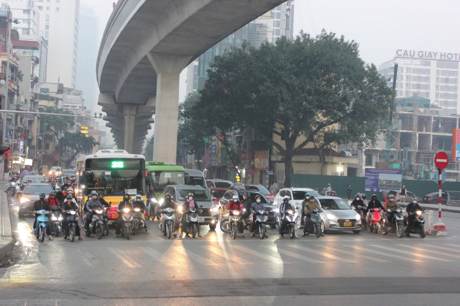 Ngày 10-12, Hà Nội chính thức đưa vào hoạt động hơn 1.800 camera và hệ thống đèn tín hiệu giao thông ứng dụng trí tuệ nhân tạo (AI).