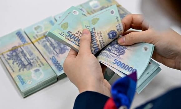 Theo thông tin đăng tải trên báo Lao động, sáng 10/12, Quốc hội đã tiến hành biểu quyết và thông qua Luật Thuế thu nhập cá nhân (TNCN) sửa đổi. 