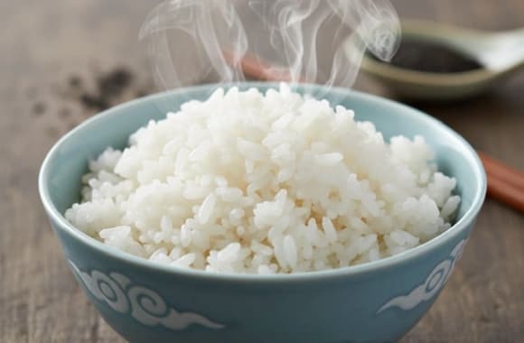 Sau khi nấu chín, tinh bột trong gạo trở nên mềm và dễ tiêu hóa.