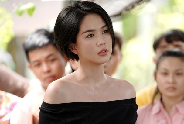 Ngọc Trinh gây xôn xao khi đăng tải bài viết dài đầy suy tư