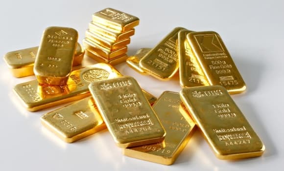 Ngân hàng Thanh toán Quốc tế (BIS) ghi nhận một diễn biến hiếm thấy khi giá vàng và thị trường chứng khoán cùng tăng mạnh trong thời gian qua, hiện tượng chưa xuất hiện trong ít nhất 50 năm. 