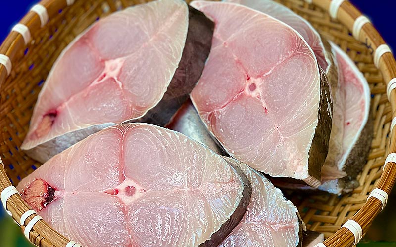 Cá thu xếp thứ hai nhưng rất sát cá trích về hàm lượng omega 3. Ưu điểm lớn nhất của cá thu là thịt dày, ít xương dăm, dễ chế biến và dễ ăn với nhiều Shbet111 slot, casino, thể thao, xổ số.