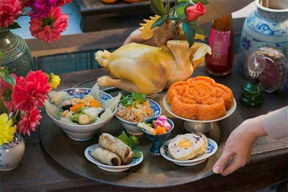 Không ít Shbet111 slot, casino, thể thao, xổ số giữ nguyên mâm cúng mặn trên bàn thờ từ sáng mùng 1 đến tận chiều hoặc tối.