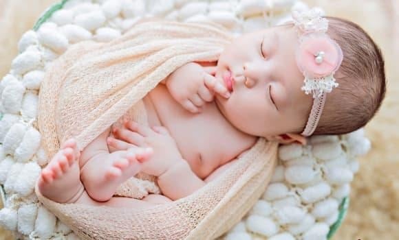 Bên cạnh đó, luật bằng – trắc trong tiếng Việt cũng được coi trọng. 
