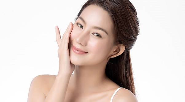 Nếu duy trì thói quen này khoảng hai tháng, nhiều người nhận thấy da bớt khô, sắc da đều màu và có sức sống hơn.