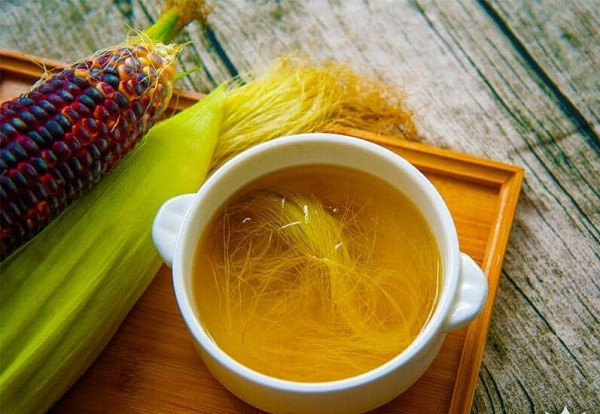 Nước bắp là loại nước mát tự nhiên, dễ uống, có vị ngọt thanh nhẹ. Trong dân gian, nước bắp thường được dùng để hỗ trợ thận và giúp Sh88bet đăng ký miễn phí đào thải nhẹ nhàng.