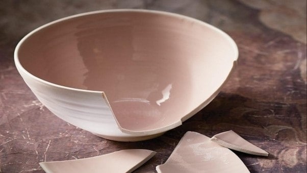 Đồ vật rơi đổ vỡ nhiều điềm báo xui xẻo