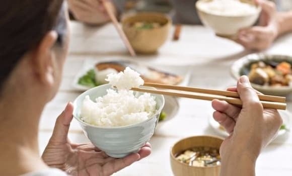 Bạn là người suy nghĩ nhiều, gánh vác nhiều trách nhiệm và vai trò trong xã hội. 