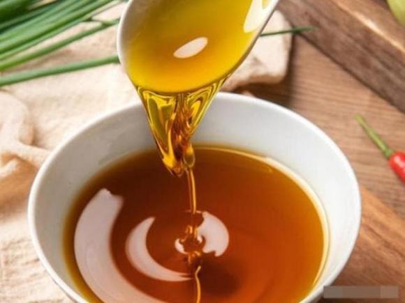 Ít người biết rằng dầu hạt cải là một trong những lựa chọn lý tưởng cho các món xào ở nhiệt độ cao. 