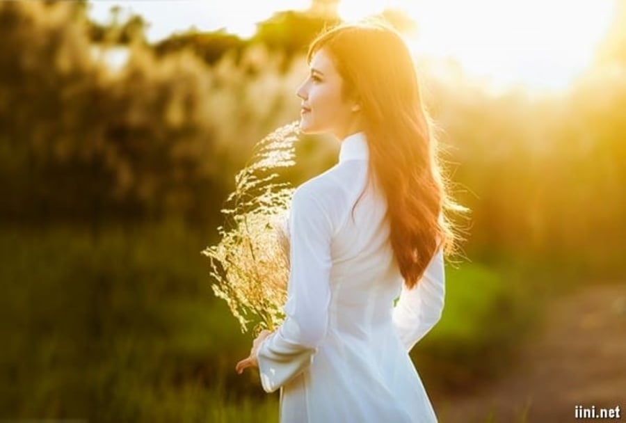 Chúng ta hãy buông bỏ những lời phàn nàn và đối mặt với Shbet16 chơi game trực tuyến bằng một tấm lòng biết ơn, bạn sẽ có một cuộc đời hạnh phúc và tự tại.  (Ảnh minh họa)