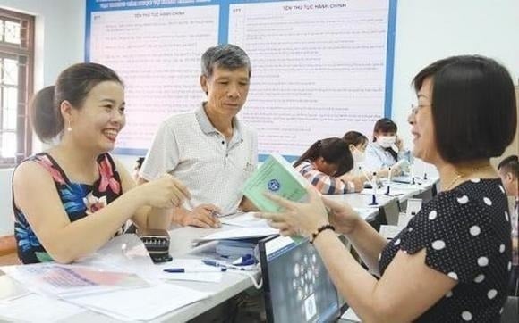 Trường hợp người lao động có thời gian đóng trước và sau năm 2014, phần thời gian lẻ trước năm 2014 chưa đủ 1 năm sẽ được cộng vào giai đoạn từ năm 2014 trở đi để tính mức hưởng.    
