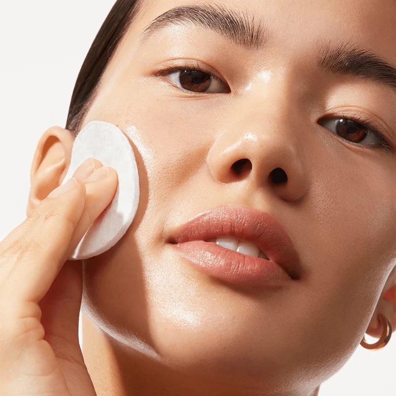 Serum được xem là bước trung tâm trong chu trình chăm sóc da lão hóa nhờ khả năng đưa hoạt chất đến sâu hơn trong da. 