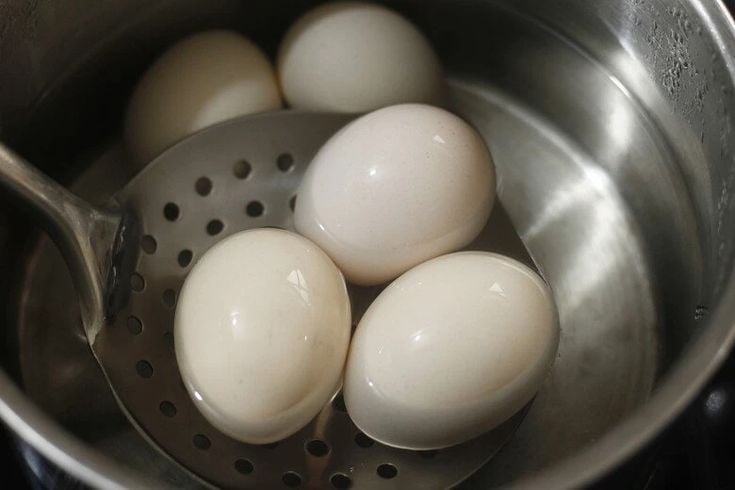 Trứng là thực phẩm giàu đạm