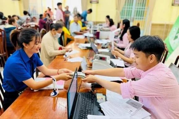 Cụ thể, người lao động từ đủ 15 tuổi thuộc diện thụ hưởng chính sách có thể tiếp cận nguồn vốn ưu đãi này. 
