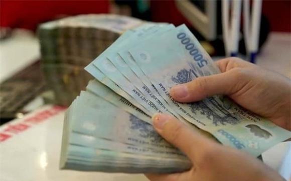 Đối với thưởng Tết, thống kê từ Cục Tiền lương và Bảo hiểm xã hội cho thấy mức thưởng bình quân Tết Nguyên đán đạt 8,69 triệu đồng/người, tăng 13% so với Tết Ất Tỵ 2025.