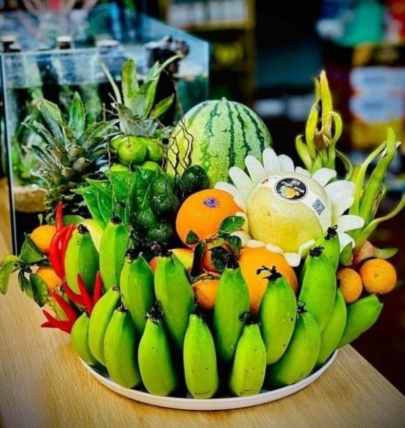 Chuối là loại quả mang giá trị biểu tượng sâu sắc trong mâm ngũ quả, đại diện cho sự gắn kết và nền tảng Shbet111 slot, casino, thể thao, xổ số.    