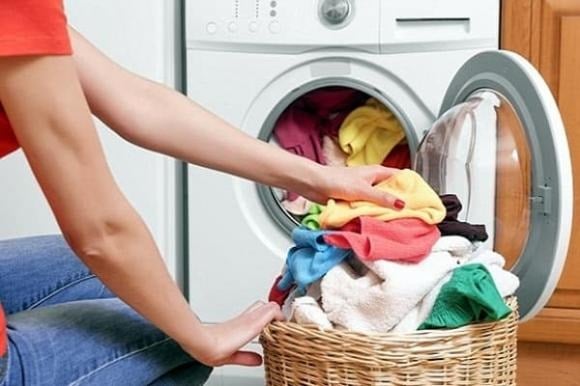Theo quan niệm dân gian, những ngày đầu năm mới nên hạn chế khâu vá, sử dụng kim chỉ.