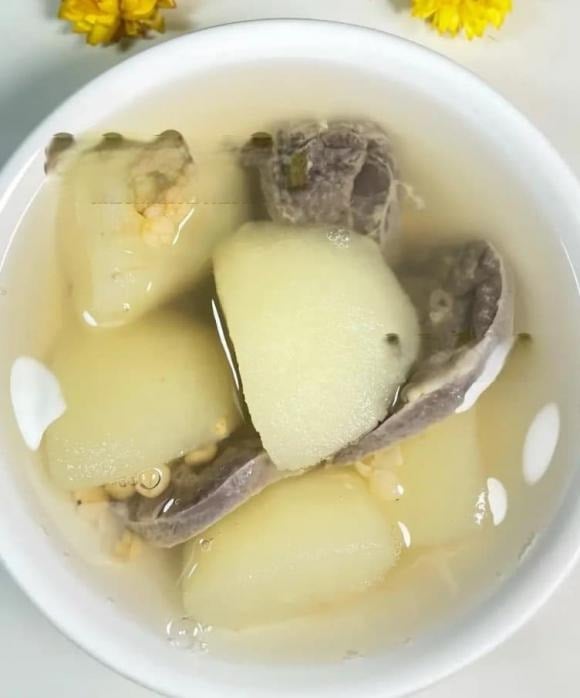 Canh phổi lợn hầm lê, xuyên bối