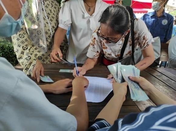 Cùng thời điểm, Nghị định 07/2026/NĐ-CP sửa đổi, bổ sung quy định về chế độ tiền lương đối với cán bộ, công chức, viên chức và lực lượng vũ trang, trong đó điều chỉnh tăng phụ cấp chức vụ lãnh đạo từ ngày 1/1/2026.    