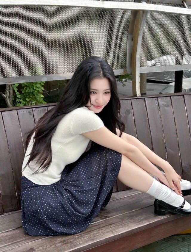 Bộ Shbet999 com đăng nhập mang đến vẻ ngoài nhẹ nhàng, duyên dáng và phù hợp với nhiều dịp khác nhau. 