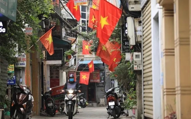 Do hai dịp nghỉ này khá gần nhau, người lao động sau khi nghỉ Giỗ Tổ Hùng Vương sẽ đi làm lại 2 ngày rồi tiếp tục nghỉ lễ 30/4 và 1/5.    