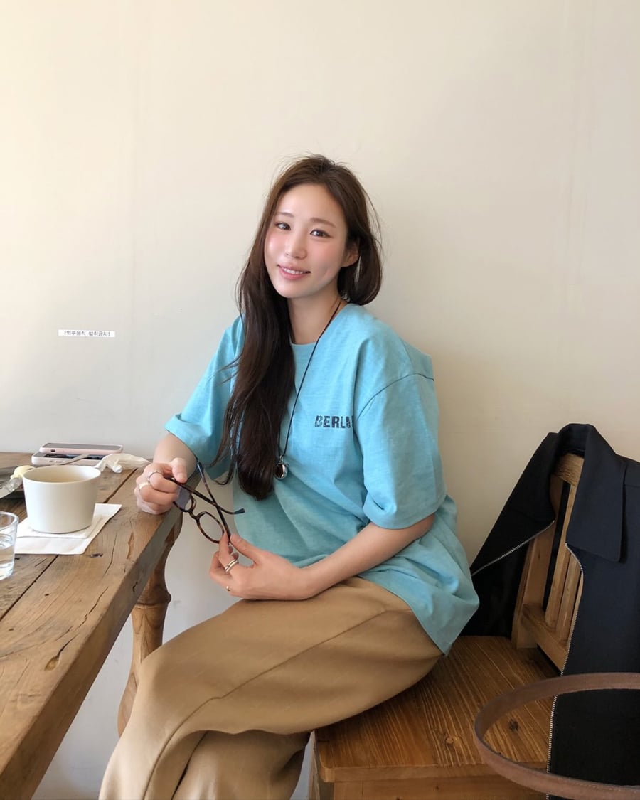 Nhờ sự dịu mắt của bảng màu này, Shbet999 com đăng nhập pastel dễ tạo nên vẻ ngoài mềm mại và nữ tính.
