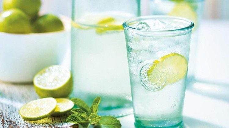 Khung giờ uống nước chanh tốt cho sức khỏe
