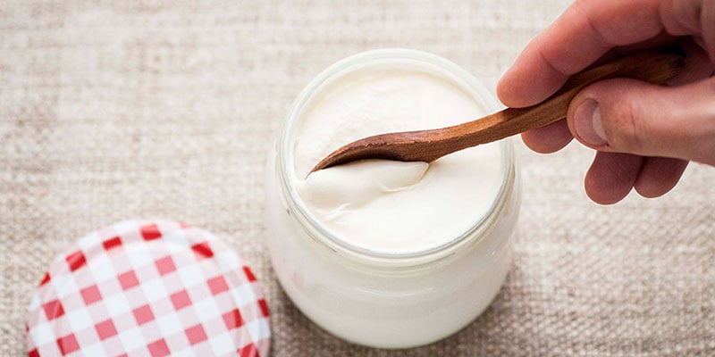 Sưa chua ăn giờ nào thì lợi?