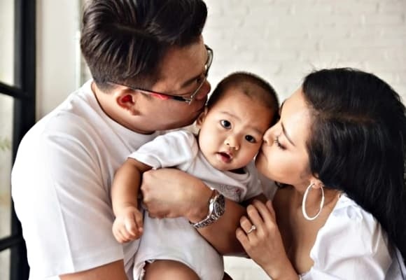 Thời gian nghỉ của người cha cũng được quy định rõ theo từng trường hợp: 5 ngày với sinh thường; 7 ngày nếu sinh mổ hoặc con sinh non dưới 32 tuần; 10 ngày khi sinh đôi và 14 ngày nếu sinh đôi phải Shbet888 tiền thưởng cực khủng.    