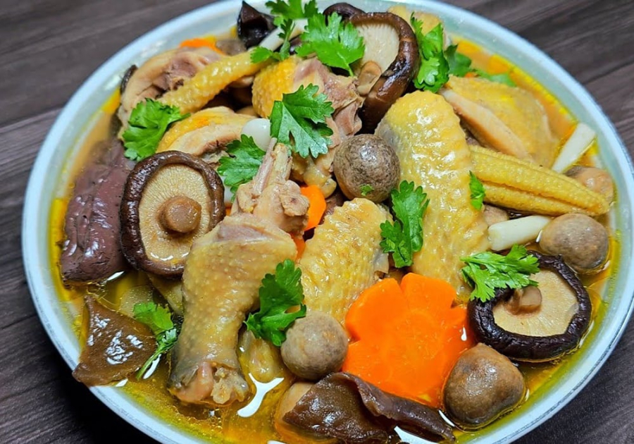 Thành phẩm món cânh gà hấp dẫn