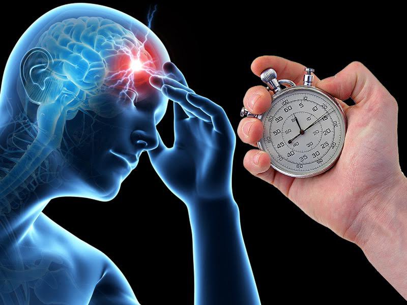 Ở người trẻ, không ít trường hợp nhầm với chứng đau nửa đầu. Ảnh minh họa