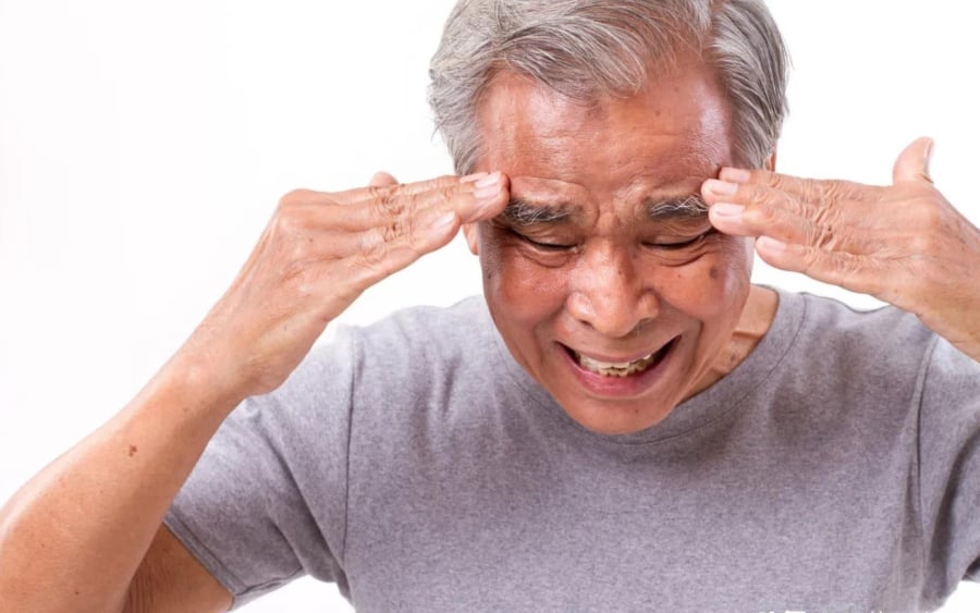 Bác sĩ cho biết đây thực chất là những tín hiệu cảnh báo sớm của nhồi máu não, thường xuất hiện từ 7 đến 30 ngày trước khi đột quỵ xảy ra.