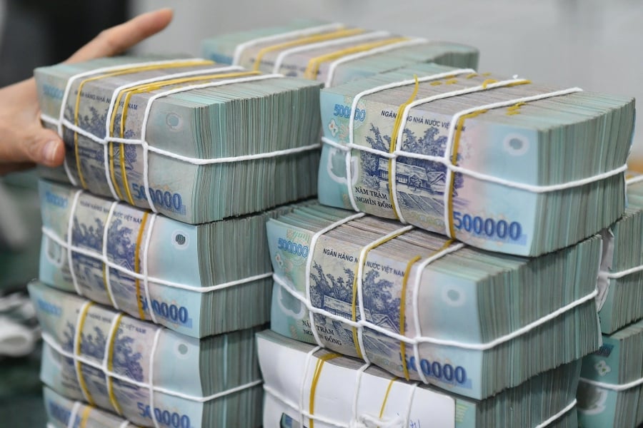 Chính phủ sẽ điều chỉnh mức lương cơ sở sau khi báo cáo Quốc hội, căn cứ vào khả năng ngân sách nhà nước, chỉ số giá tiêu dùng và tốc độ tăng trưởng kinh tế. 