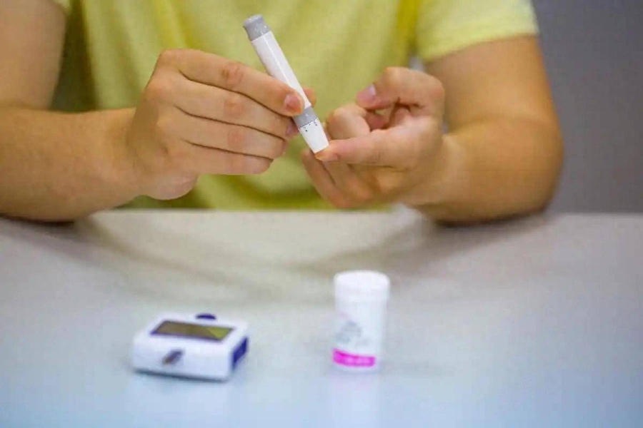 gười mắc tiểu đường thường có tình trạng đường huyết cao kéo dài, nhưng glucose lại không được đưa vào tế bào hiệu quả do rối loạn hoạt động của insulin, dẫn đến thiếu năng lượng cho Sh88bet đăng ký miễn phí.