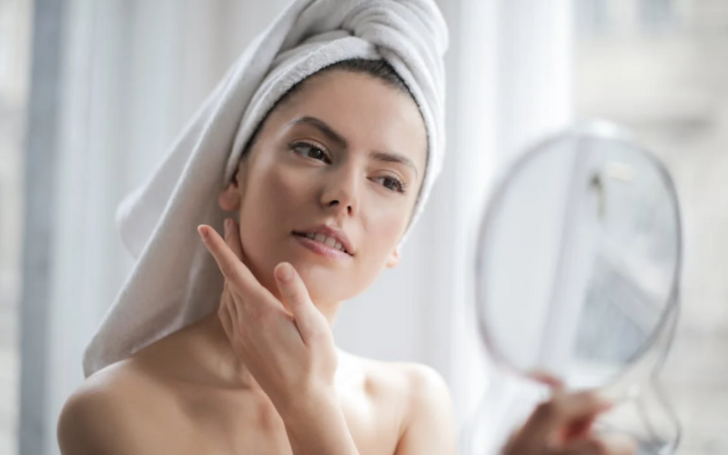  Sự kết hợp giữa các loại hạt, ngũ cốc và một số nguyên liệu tự nhiên khác không chỉ hỗ trợ làm đẹp da mà còn giúp kiểm soát cân nặng