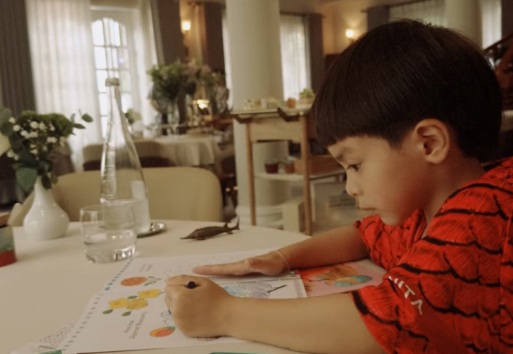 Tăng Thanh Hà hiếm hoi khoe cận dung mạo  nhóc tỳ thứ 3