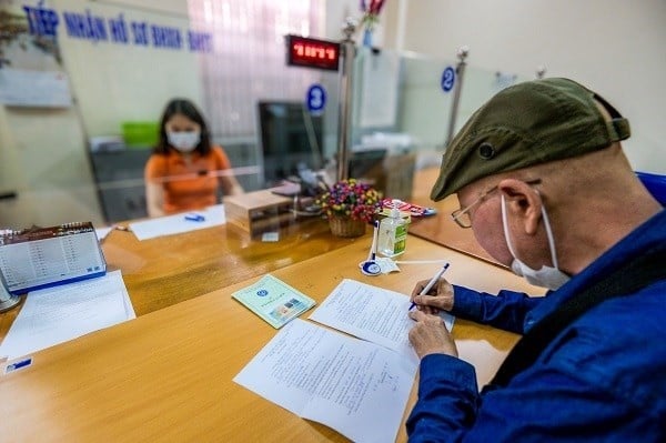 Theo đó, đối với trường hợp ủy quyền cho người khác nhận thay lương hưu, trợ cấp BHXH, văn bản ủy quyền được ký từ ngày 01/7/2025 sẽ có hiệu lực trong vòng 12 tháng kể từ ngày ký.    