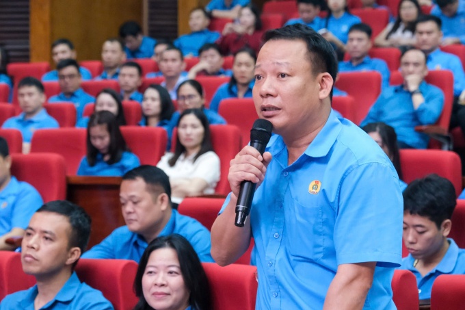 Hiện toàn tỉnh có hơn 26.000 doanh nghiệp với khoảng 820.000 lao động, trong đó 568.000 người làm việc tại các khu công nghiệp. 