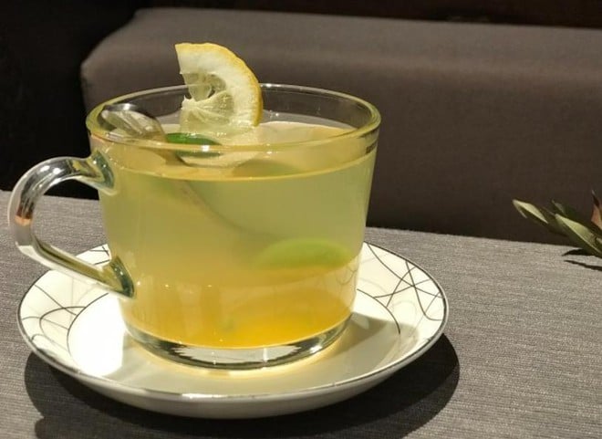 5 tác dụng của nước chanh ấm