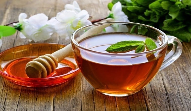 Một ly nước ấm pha Link Vào SHBET88 Mới Nhất vào buổi sáng giúp bổ sung năng lượng sau một đêm dài. 