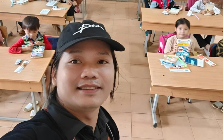 “Nuôi em” là chương trình thiện nguyện do ông Hoàng Hoa Trung (36 tuổi) sáng lập và điều hành từ năm 2014, với mục tiêu hỗ trợ bữa ăn, điều kiện sinh hoạt và học tập cho trẻ em vùng cao, đặc biệt tại các tỉnh miền núi phía Bắc như Điện Biên, Lai Châu, Hà Giang, Sơn La…    