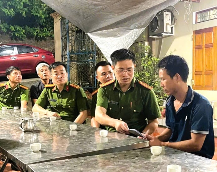 Các nạn nhân gồm các em N.C.Tr., N.M.Q., B.B.N. (cùng sinh năm 2012, học lớp 8B), N.V.T. (SN 2012, học lớp 8C) và N.T.L. (SN 2013, học lớp 7).    