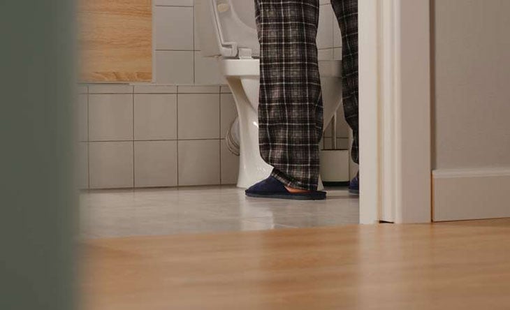 Đi tiểu đêm nhiều lần    