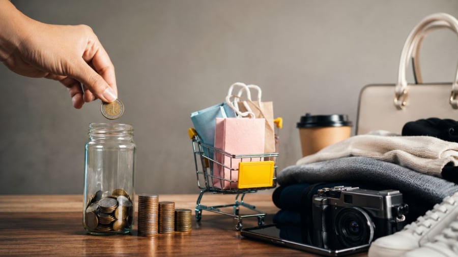 Chi tiền để chạy theo hình thức bên ngoài mà không rèn nội tâm bên trong thì sẽ khó phất lên thực sự