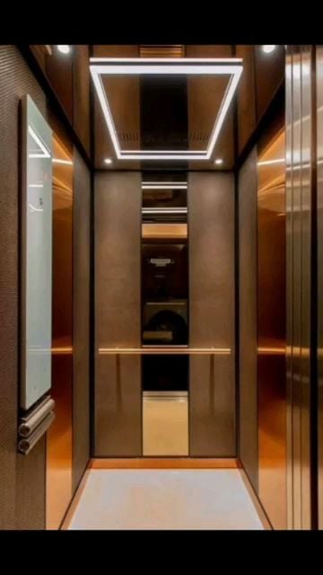 Gương để giảm cảm giác sốt ruột khi đi thang máy