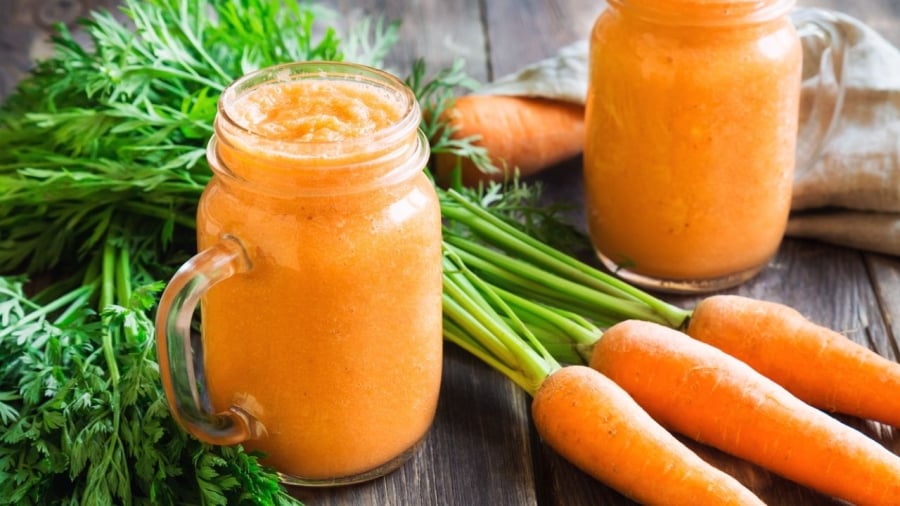 Cà rốt chứa nhiều beta-carotene giúp bảo vệ da, chống lão hóa.