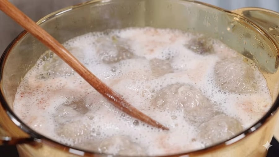 Lượng bọt nhiều hay ít phụ thuộc vào loại nguyên liệu, mức độ sơ chế ban đầu và phương pháp nấu của từng người.    