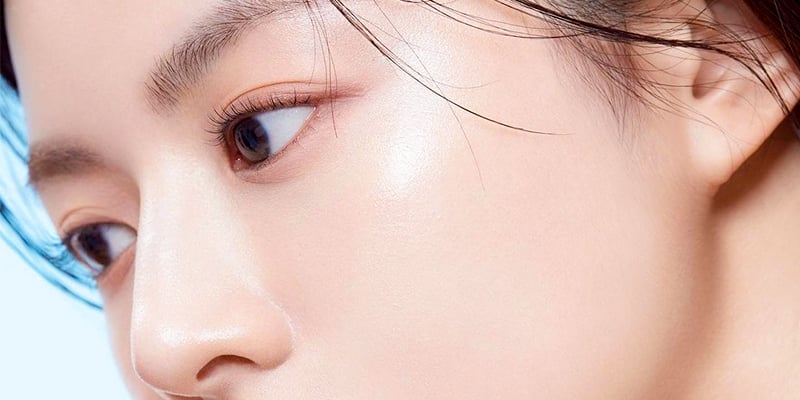 Do thời gian lưu lại trên da khá ngắn nên những hoạt chất chống lão hóa có trong sản phẩm làm sạch thường khó phát huy tác dụng đáng kể.