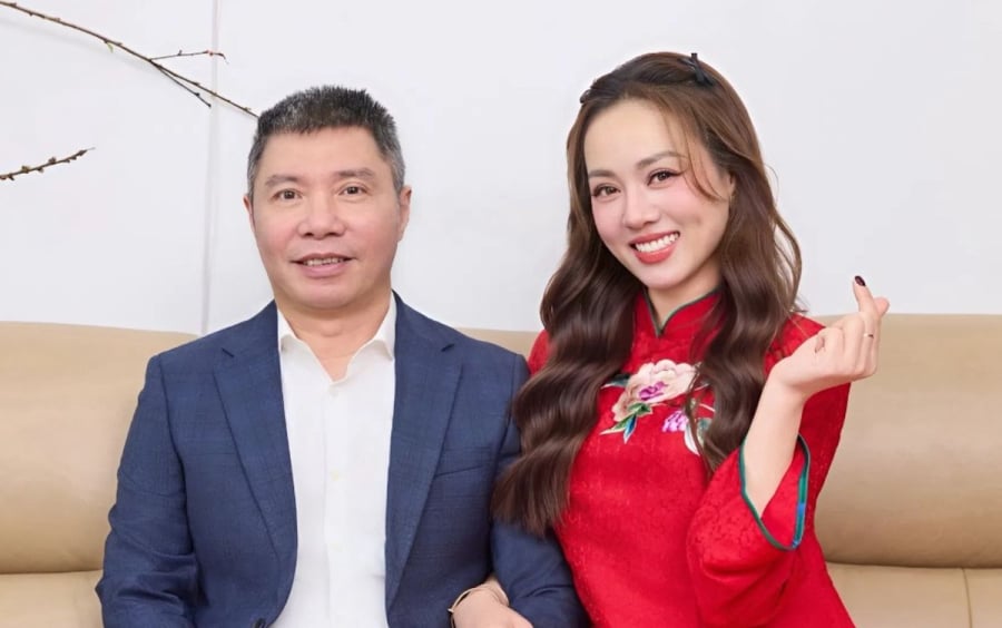 Vợ NSND Công Lý tiết lộ số tiền kiếm được hàng trăm triệu đồng từ công việc hiện tại